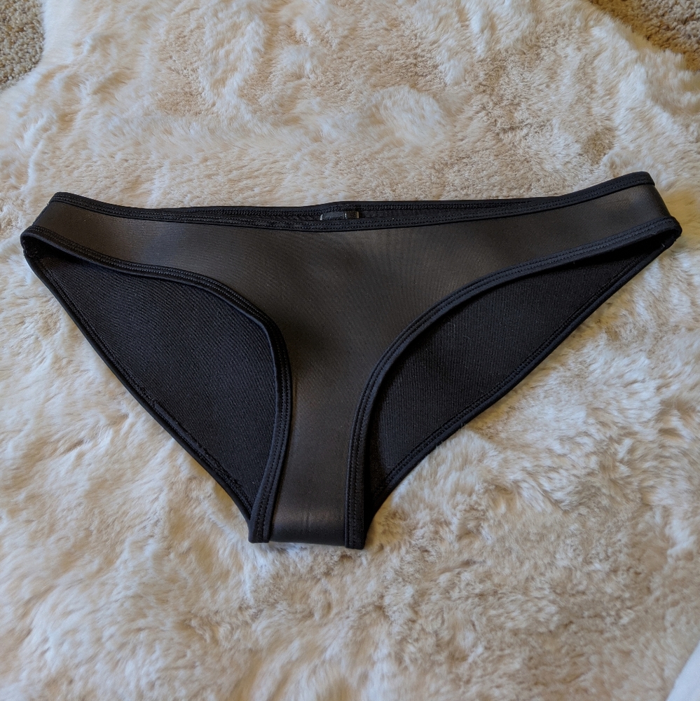 COPY - TRIANGL Black Neoprene Bikini Bottom Sz X-Large